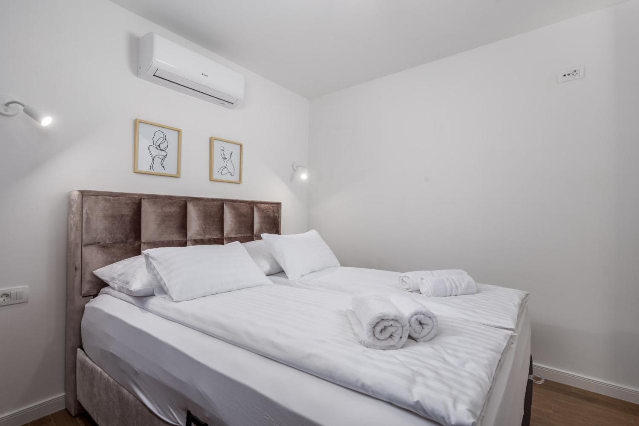 Apartmani Dogas ซริกเวนิซา ภายนอก รูปภาพ