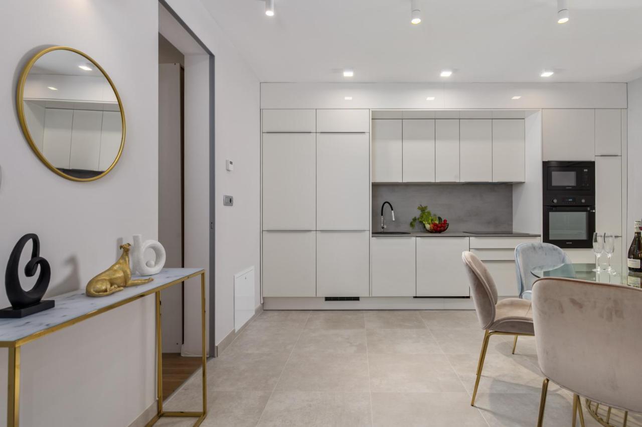 Apartmani Dogas ซริกเวนิซา ภายนอก รูปภาพ