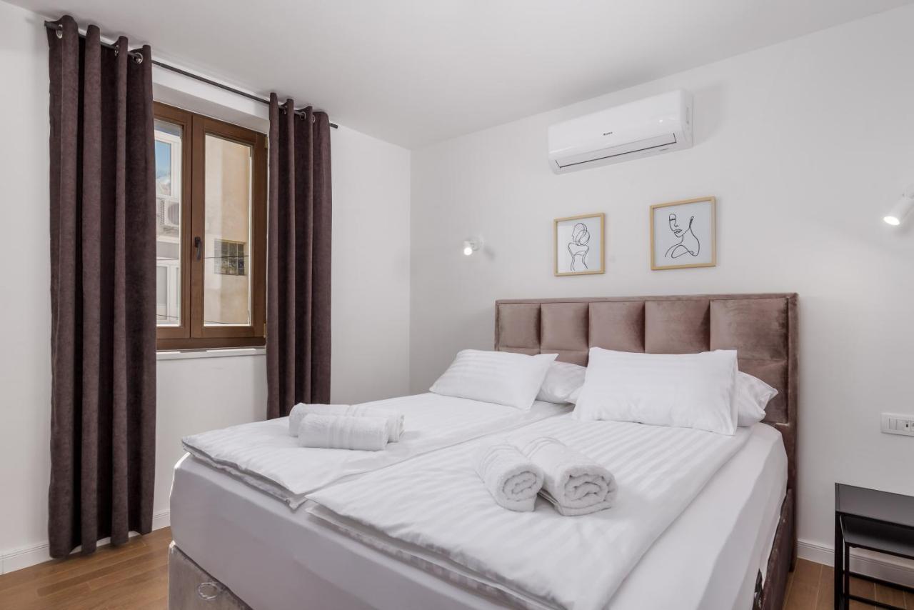 Apartmani Dogas ซริกเวนิซา ภายนอก รูปภาพ