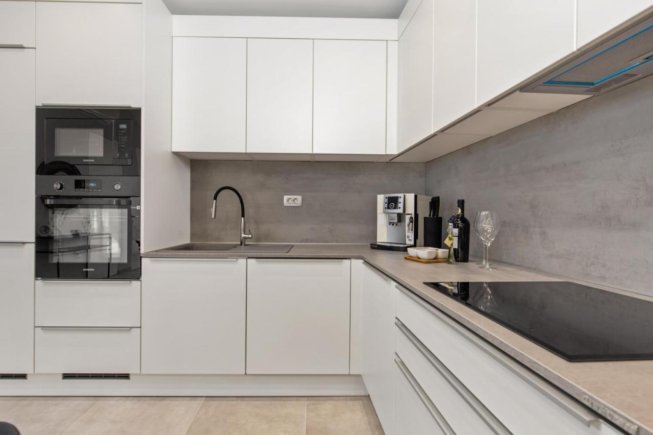 Apartmani Dogas ซริกเวนิซา ภายนอก รูปภาพ